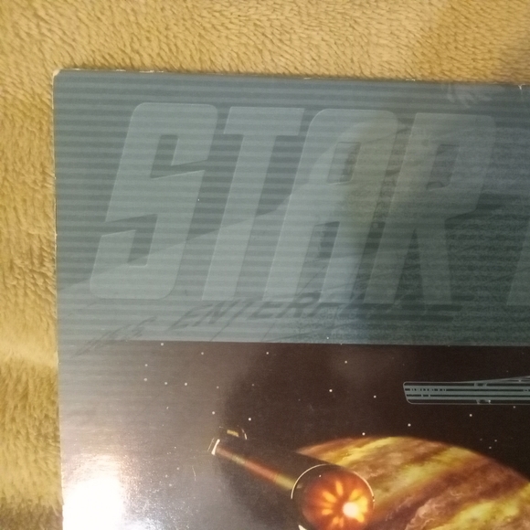 Star Trek 2004 Calendar - Picture 6 of 9